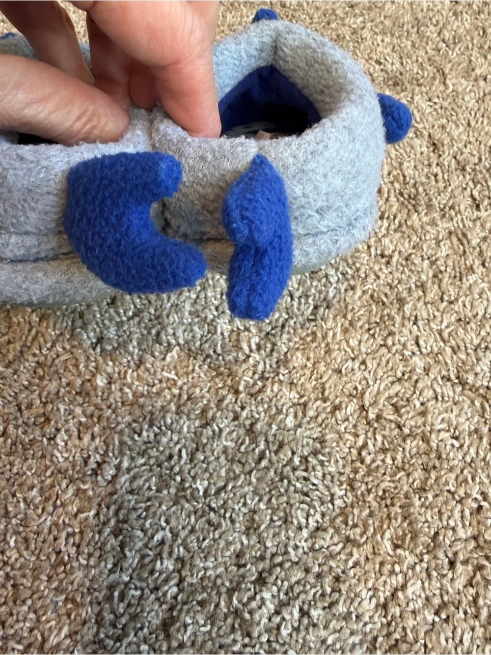 Dearfoams Toddler Boy’s Grey Blue Peyton Shark Clog Slippers 5-6 Ocean Novelty